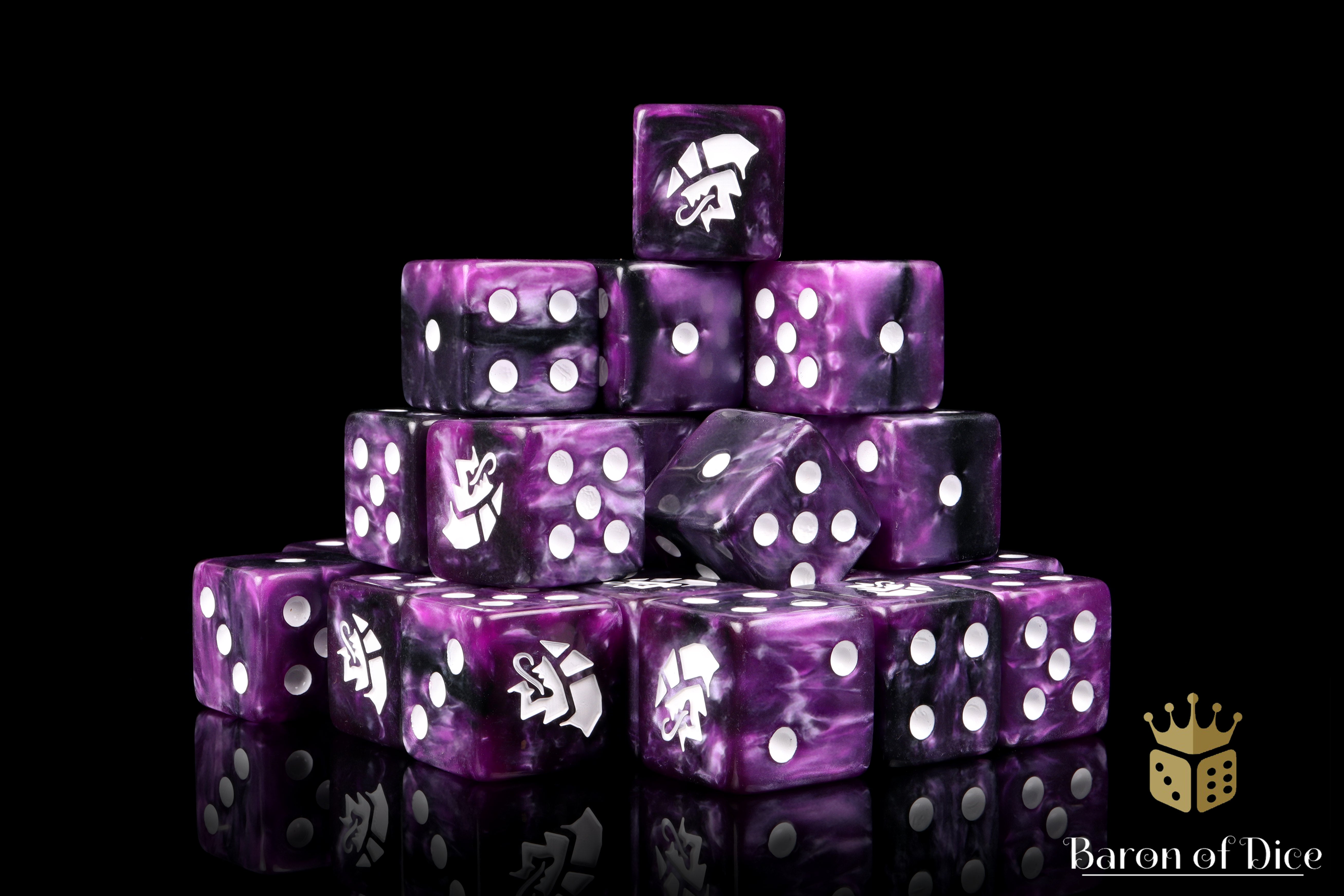 Alien Dice - Purple & White